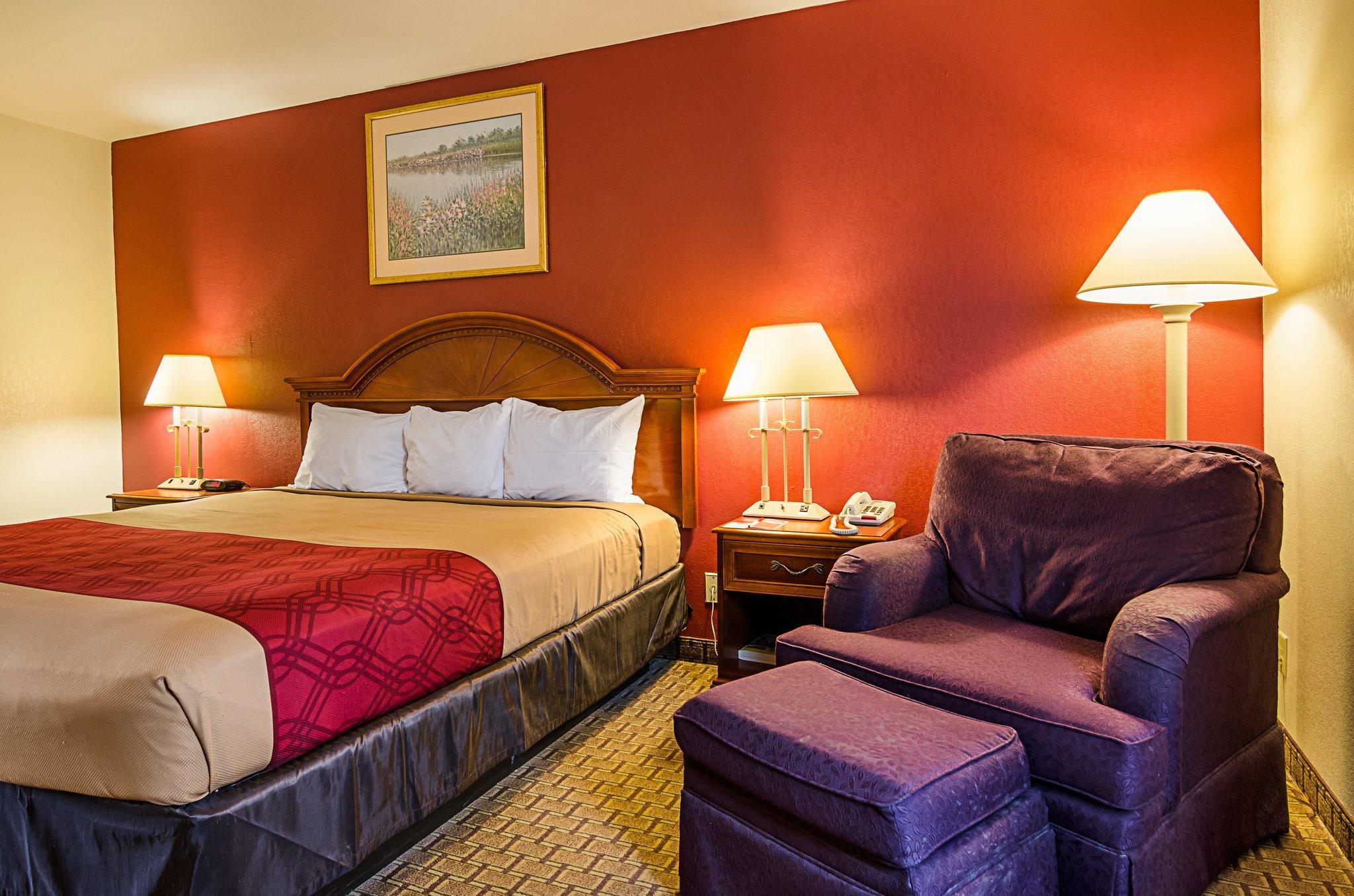Econo Lodge Ричмънд Екстериор снимка