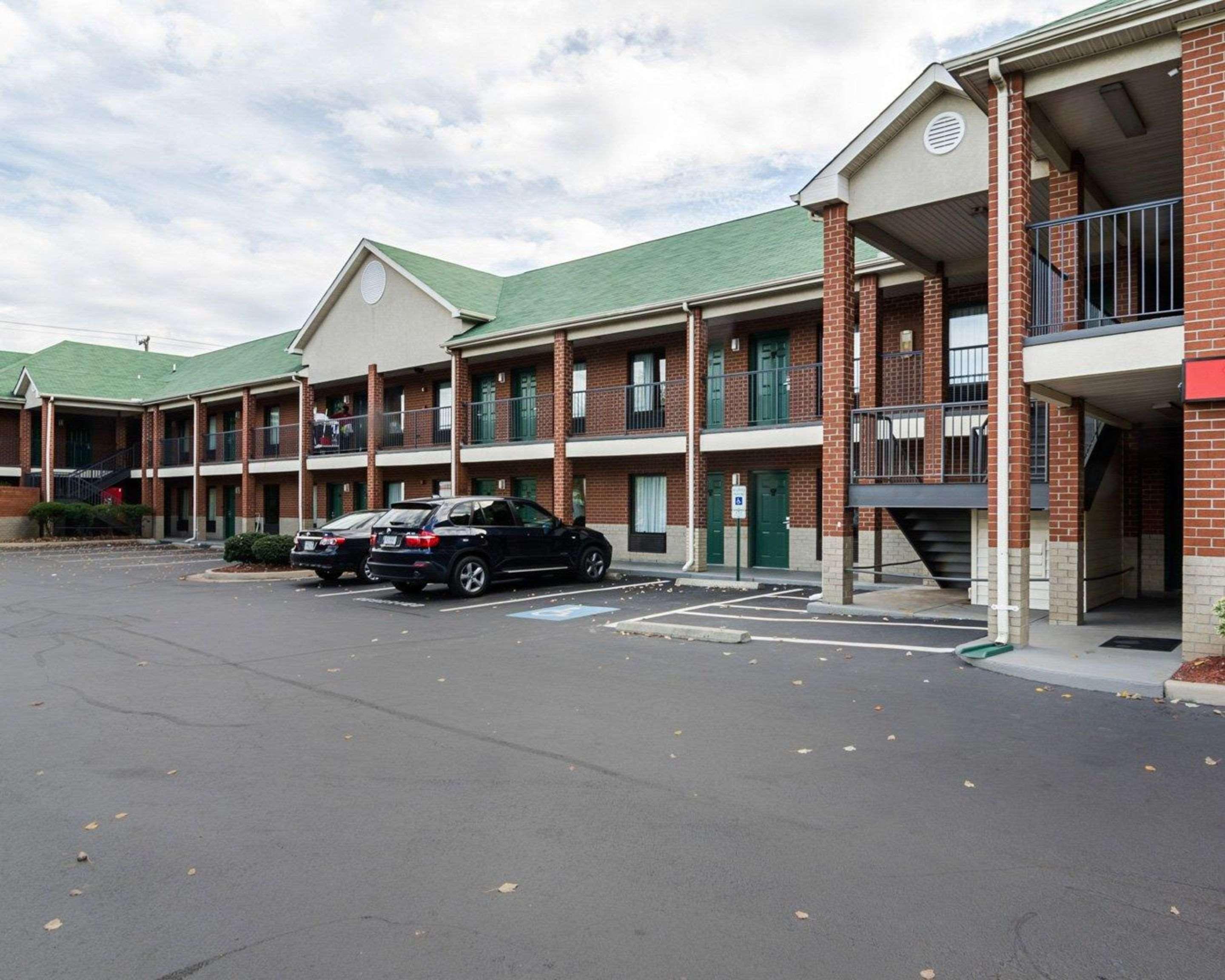 Econo Lodge Ричмънд Екстериор снимка