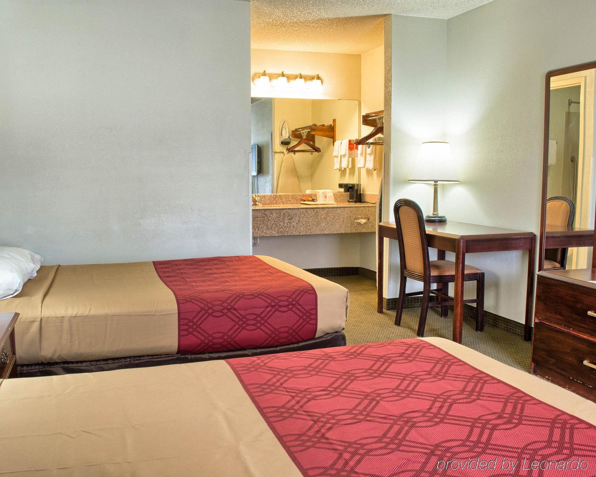Econo Lodge Ричмънд Екстериор снимка