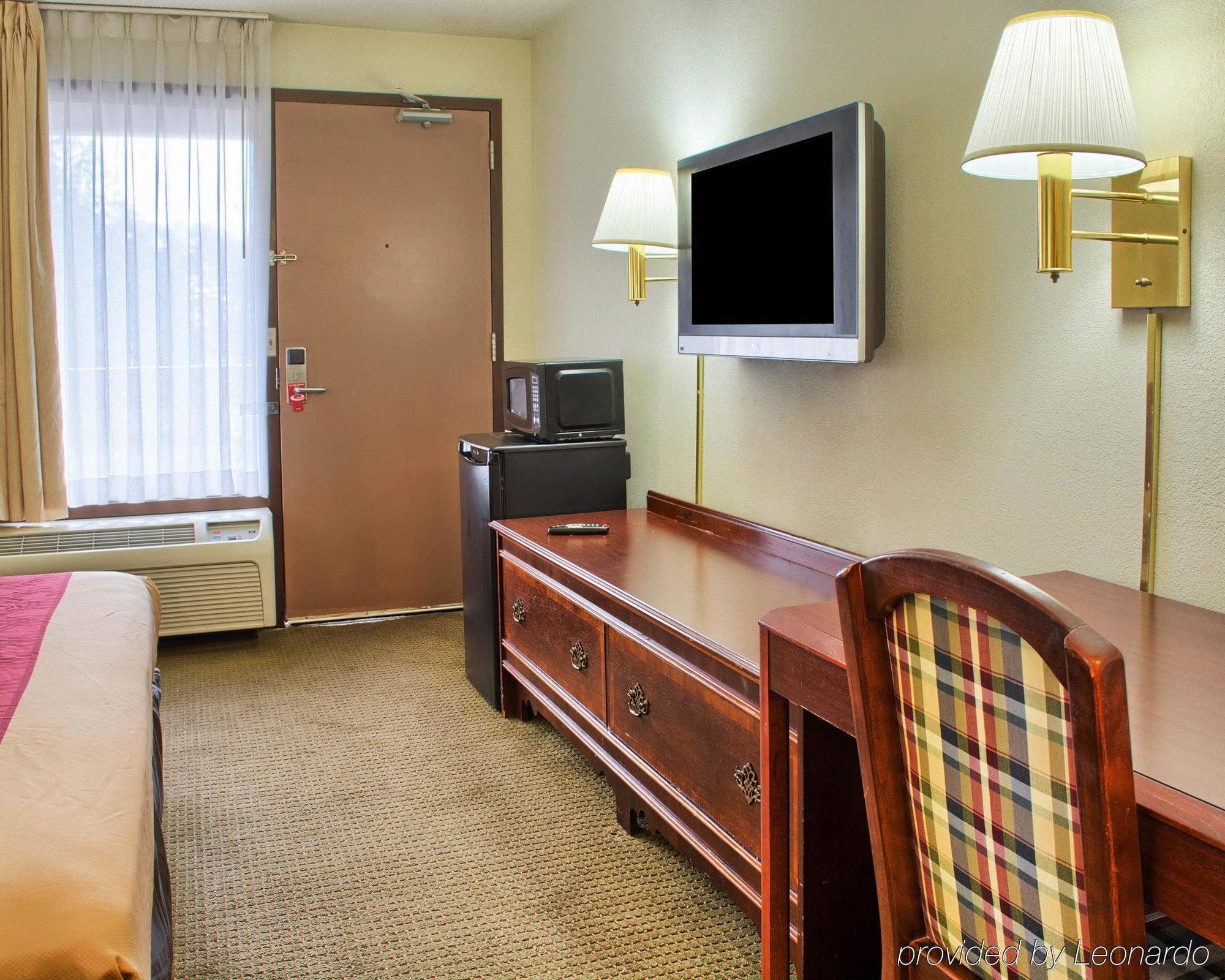Econo Lodge Ричмънд Екстериор снимка