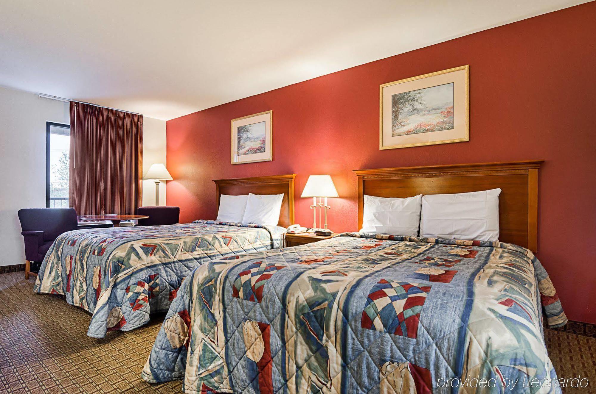 Econo Lodge Ричмънд Екстериор снимка